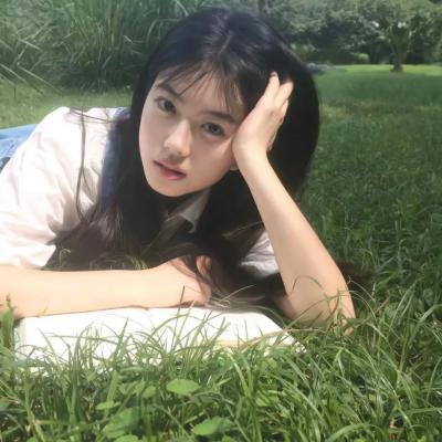 小白兔海报